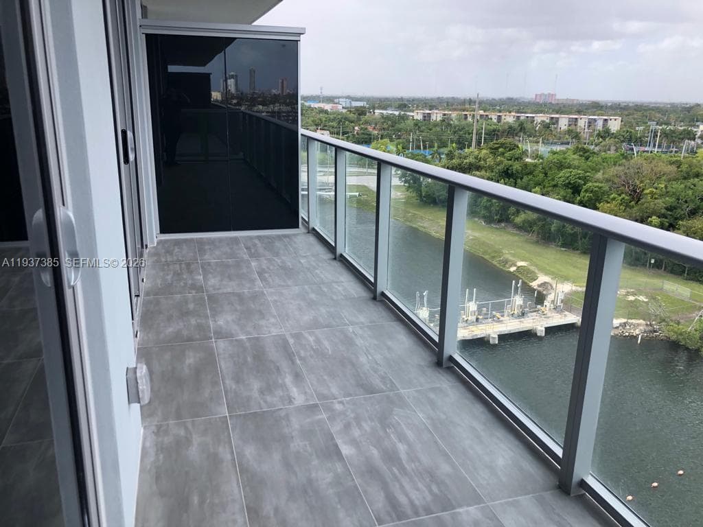 THE HARBOUR NORTH CONDO · #1005 in North Miami Beach - Photo 47