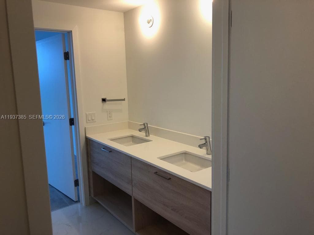 THE HARBOUR NORTH CONDO · #1005 in North Miami Beach - Photo 53