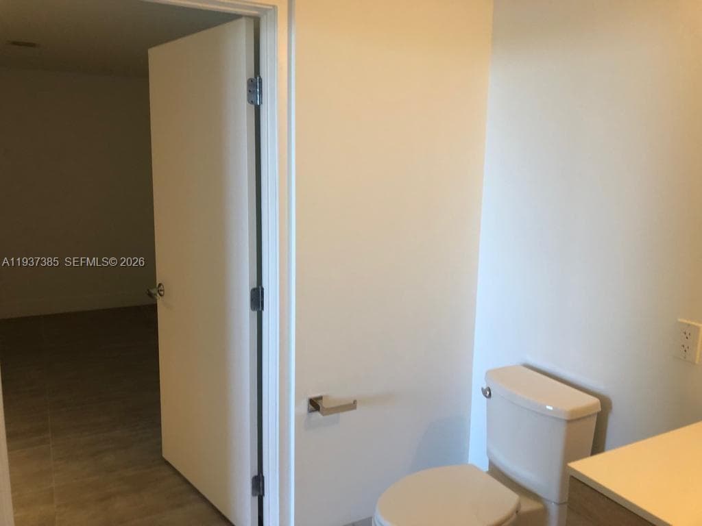 THE HARBOUR NORTH CONDO · #1005 in North Miami Beach - Photo 22