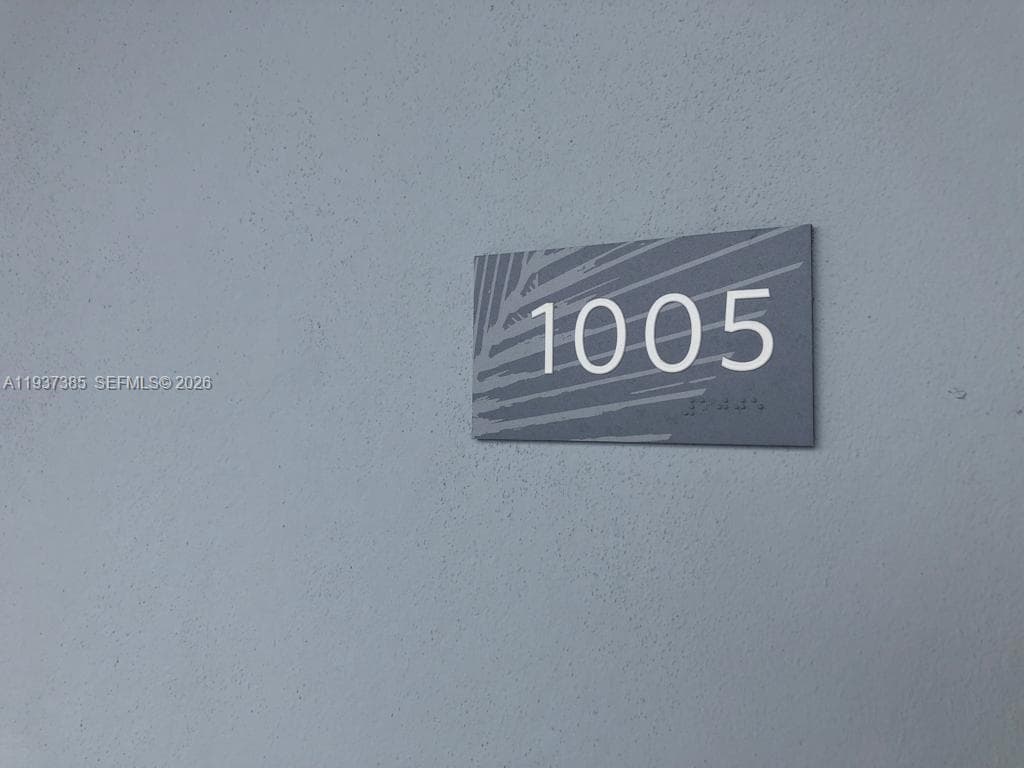 THE HARBOUR NORTH CONDO · #1005 in North Miami Beach - Photo 1