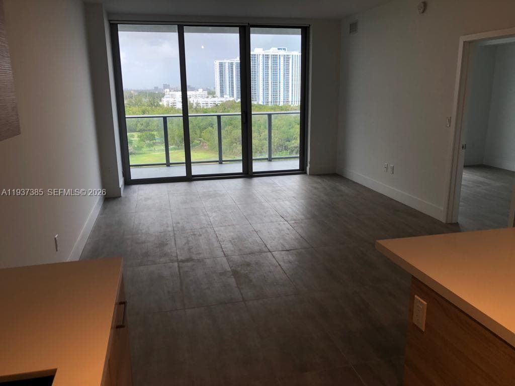 THE HARBOUR NORTH CONDO · #1005 in North Miami Beach - Photo 28