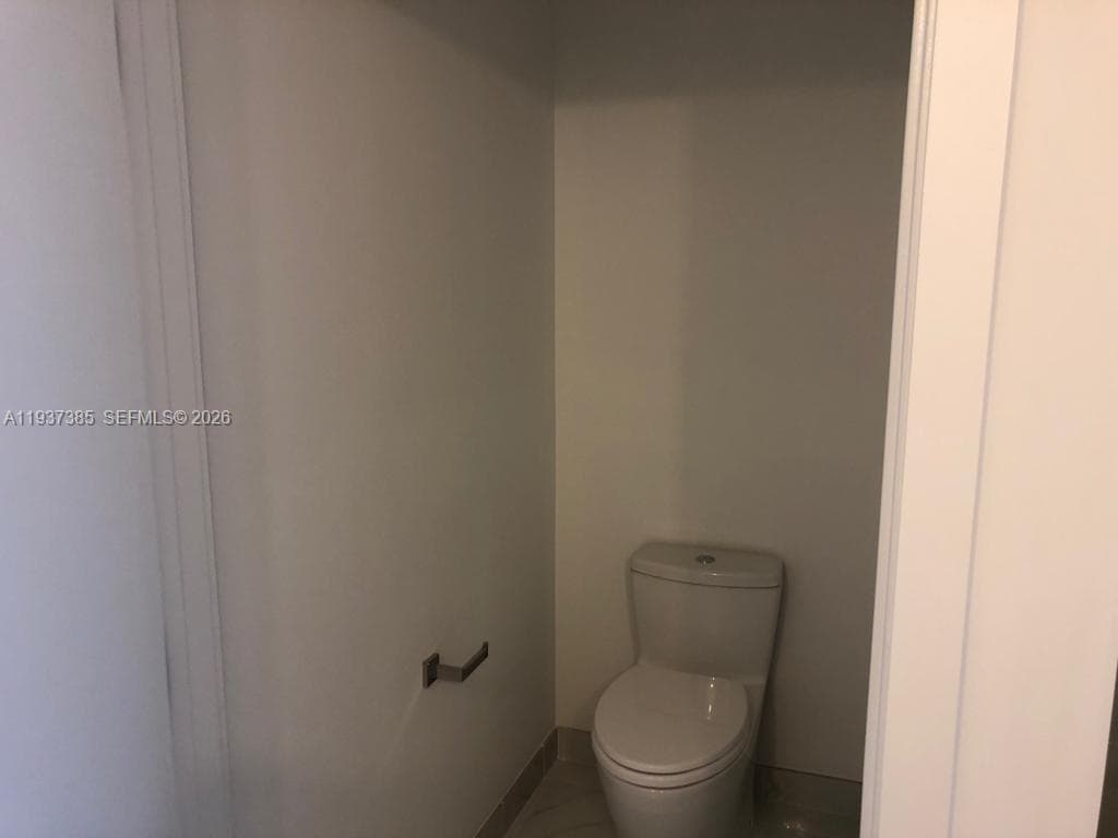 THE HARBOUR NORTH CONDO · #1005 in North Miami Beach - Photo 34