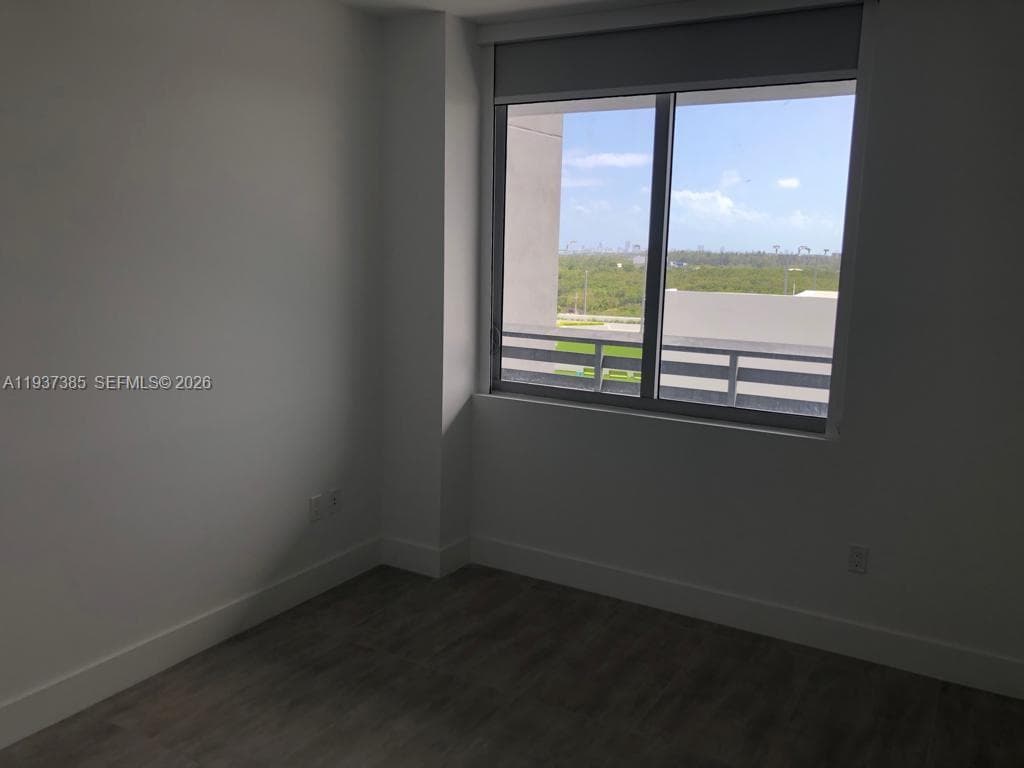 THE HARBOUR NORTH CONDO · #1005 in North Miami Beach - Photo 15