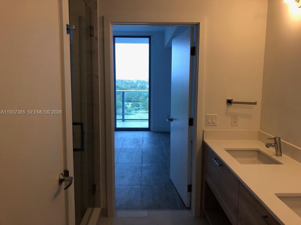 THE HARBOUR NORTH CONDO · #1005 in North Miami Beach - Photo 39