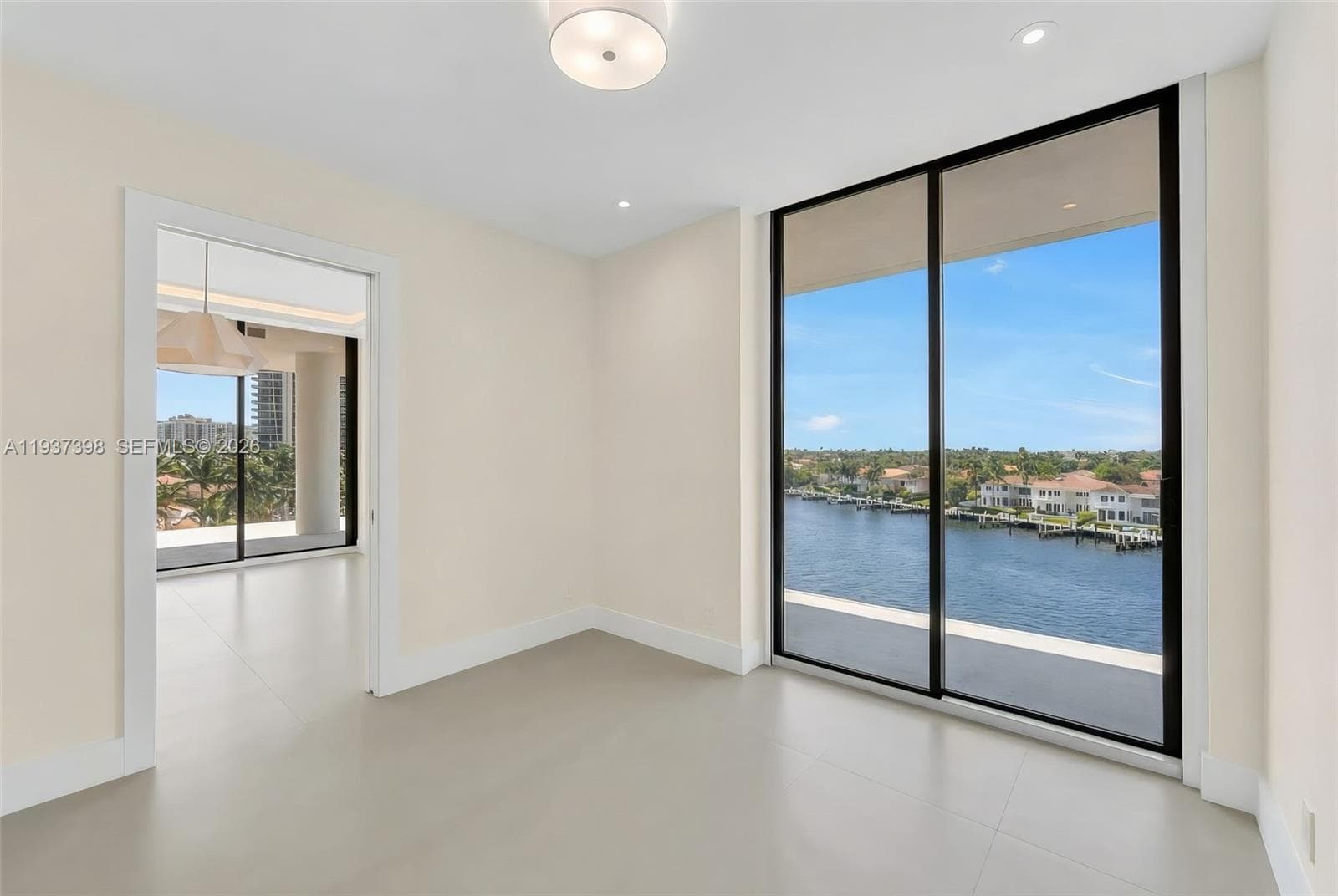 TURNBERRY TOWERS · #4K in Aventura - Photo 22
