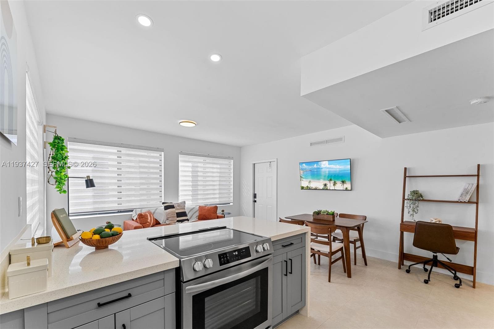 LAWRENCE ESTATE LAND CO · #8 in Miami - Photo 6
