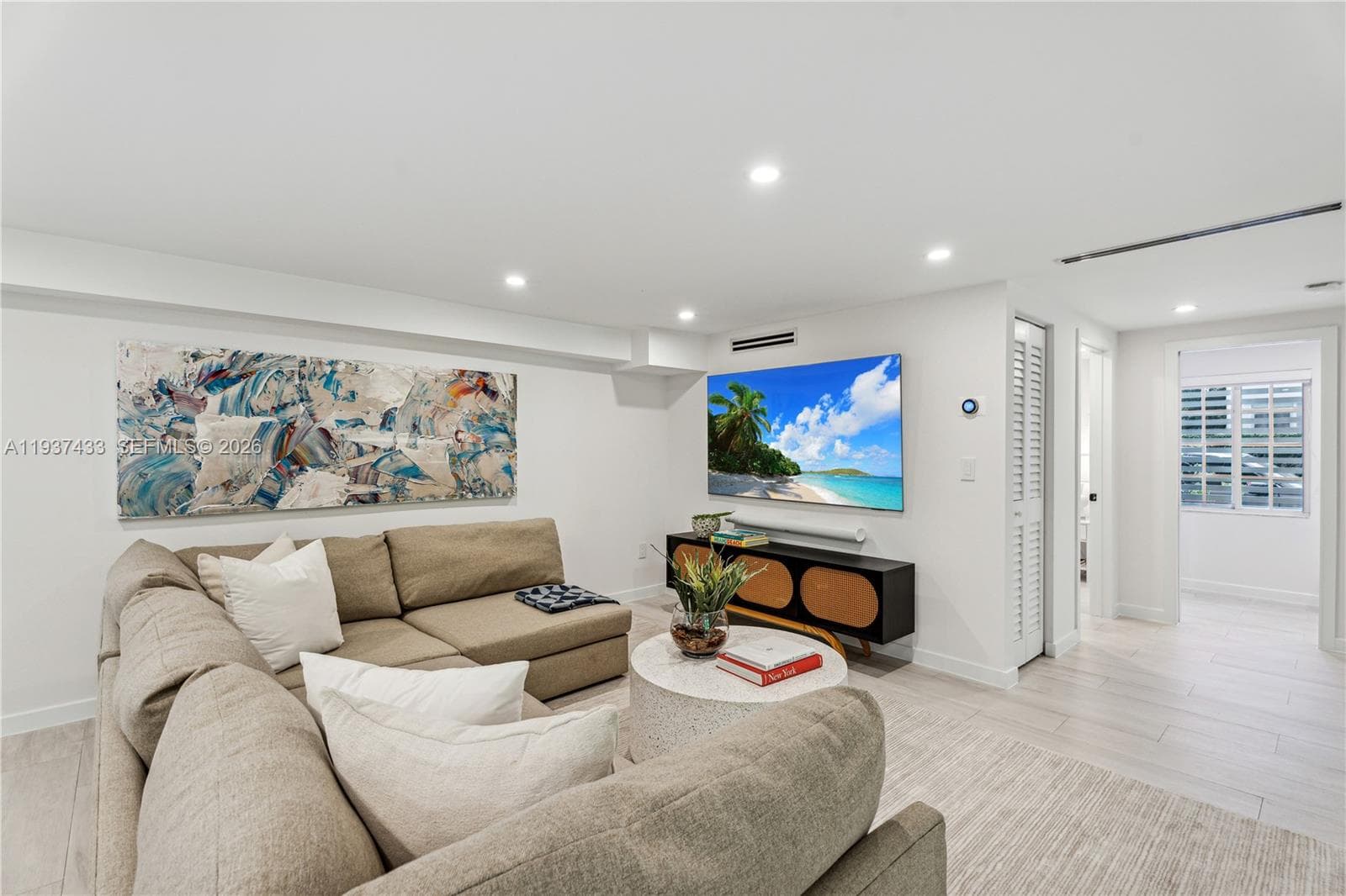 THE DARIA CONDO · #5 in Miami Beach - Photo 10