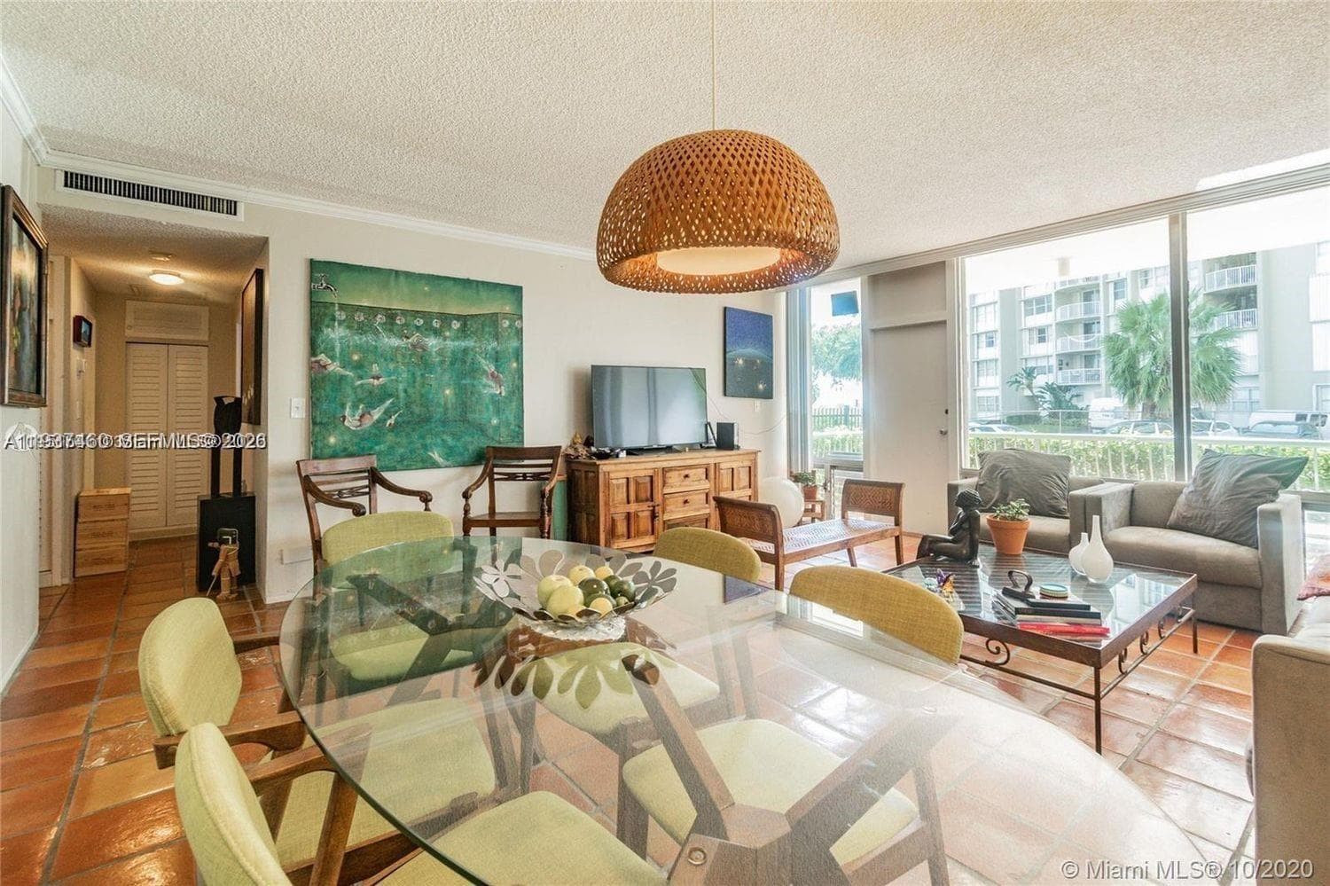 BRICKELL BAY TOWER CONDO · #105 in Miami - Photo 2