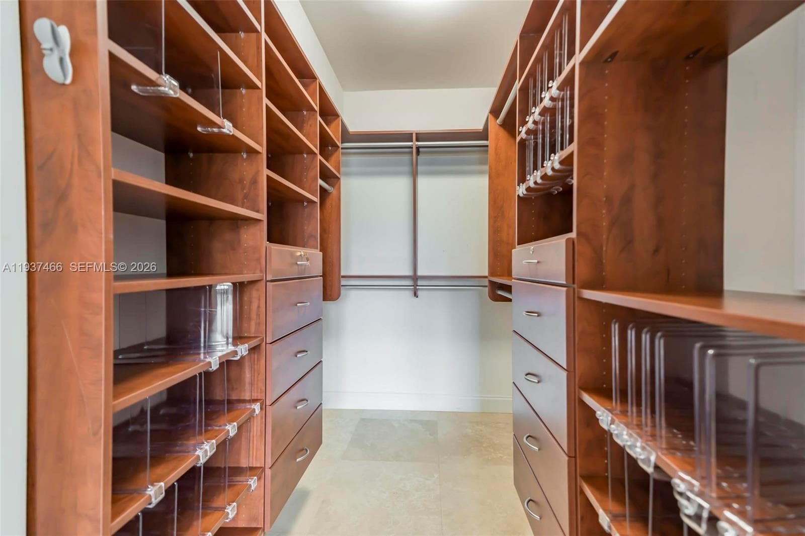 Turnberry Village · #1209 in Sunny Isles Beach - Photo 28