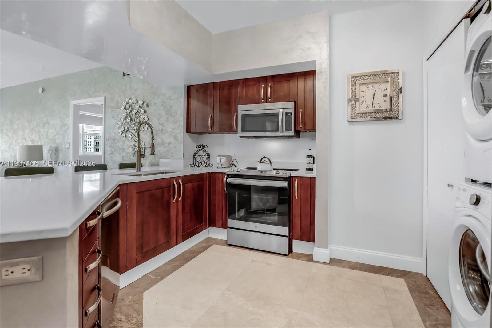 Turnberry Village · #1209 in Sunny Isles Beach - Photo 24