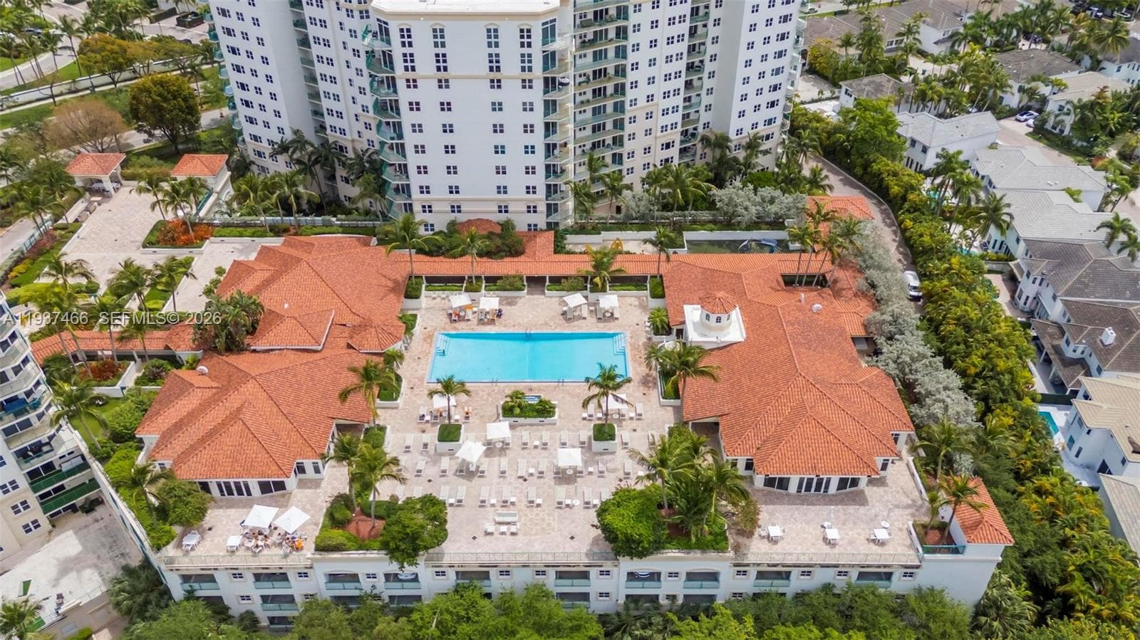 Turnberry Village · #1209 in Sunny Isles Beach - Photo 45