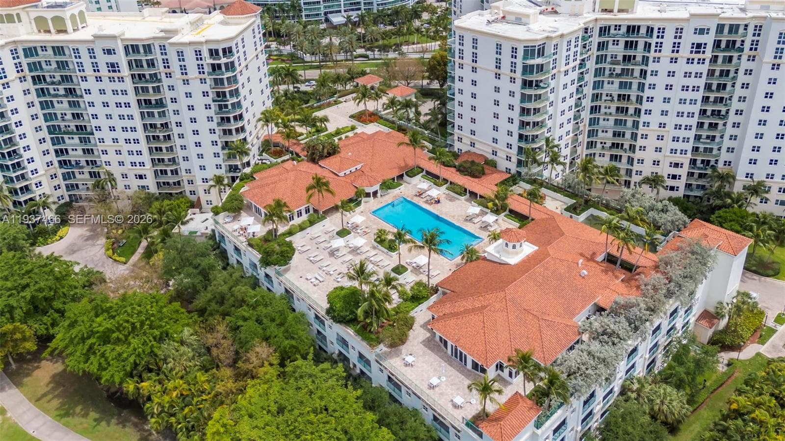 Turnberry Village · #1209 in Sunny Isles Beach - Photo 44
