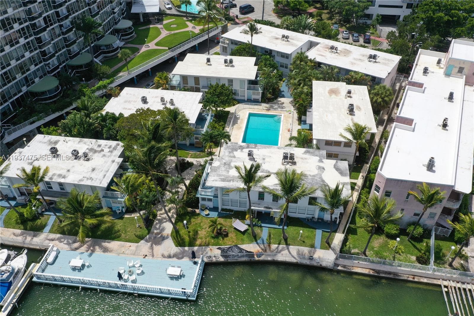 THE TROPICAL RESORT CONDO · #22 in Miami Beach - Photo 23