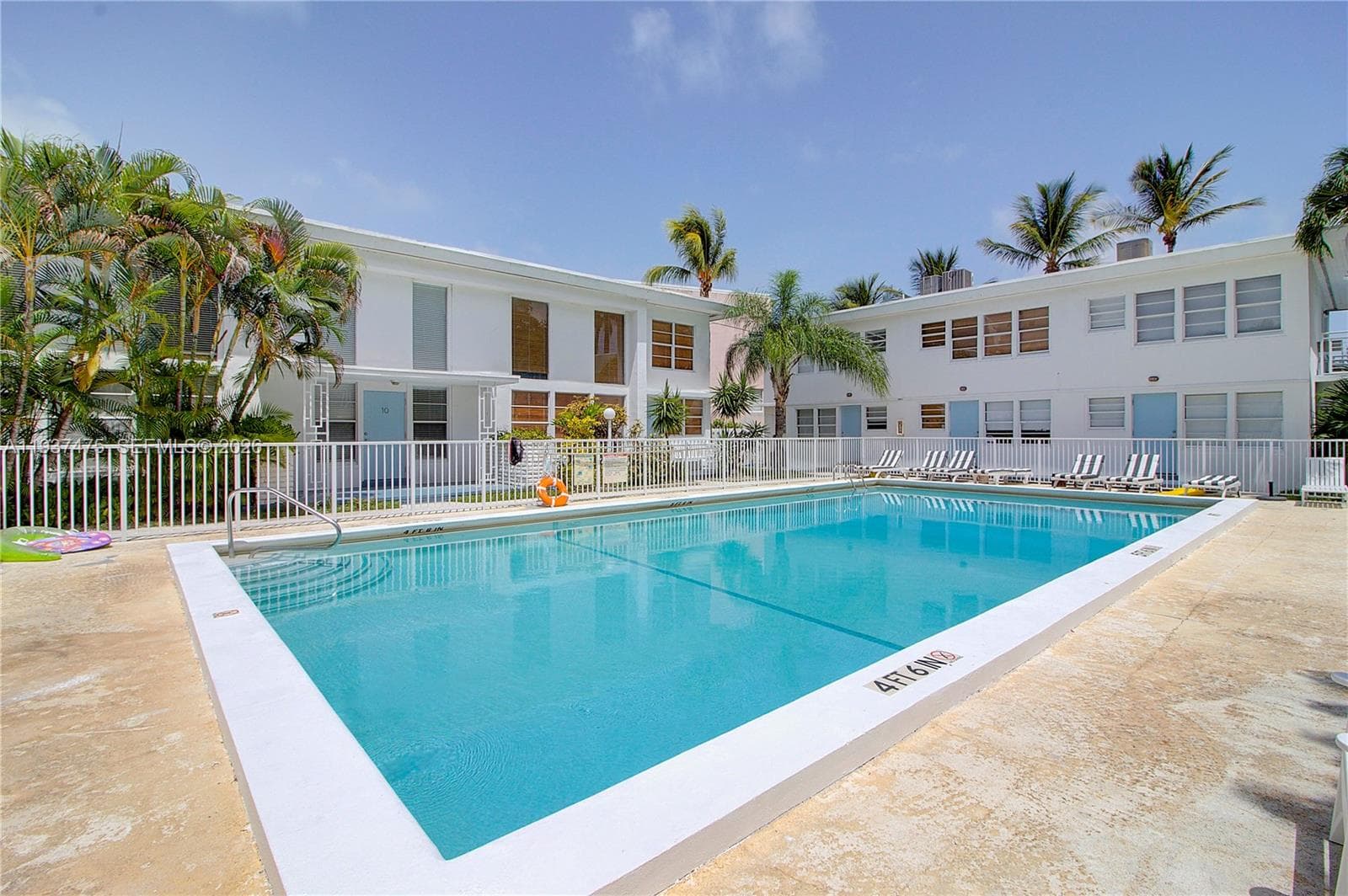 THE TROPICAL RESORT CONDO · #22 in Miami Beach - Photo 21