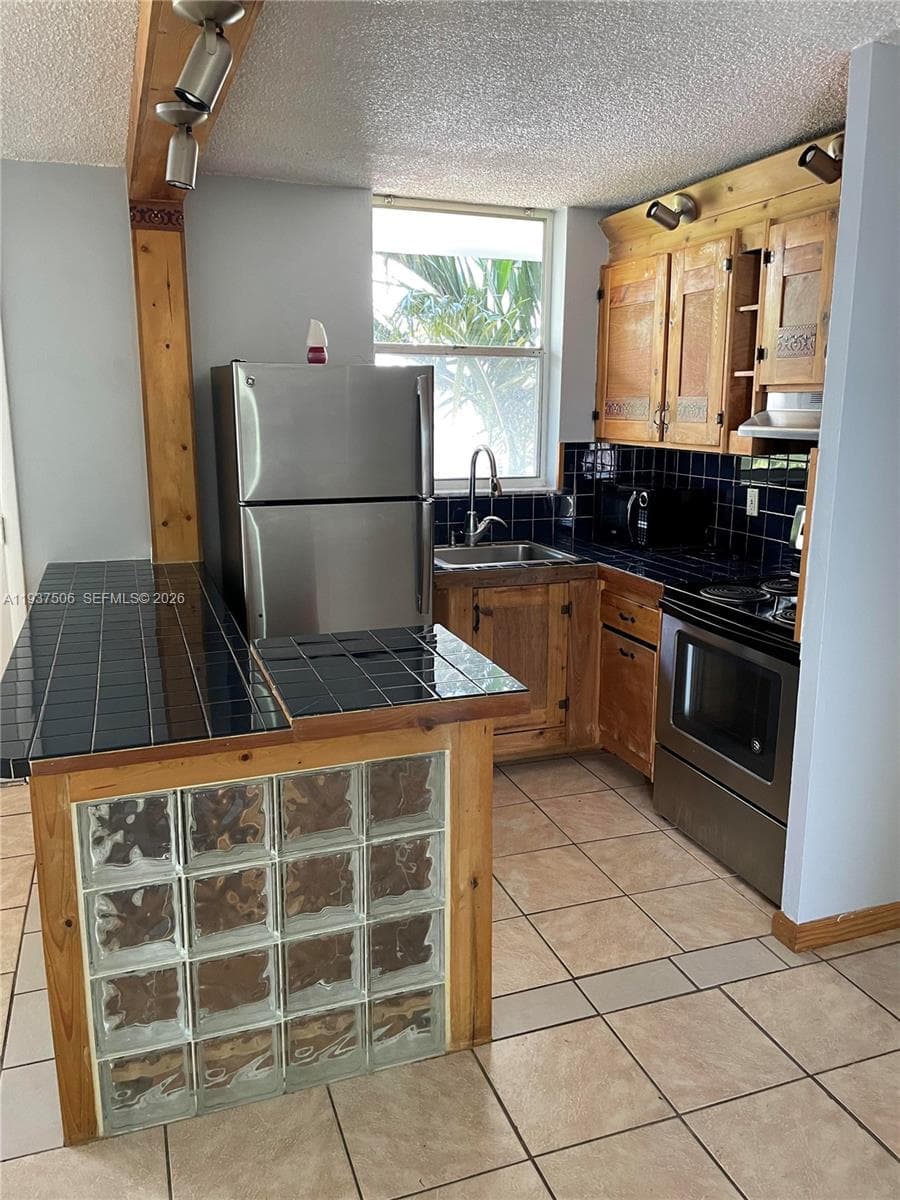 North Bay Villas Condo · #323 in North Bay Village - Photo 6