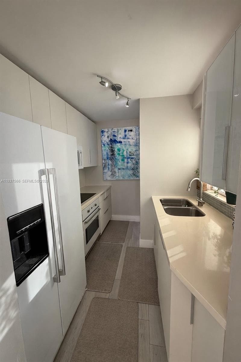 THE GRANDVIEW CONDO · #1405 in Miami Beach - Photo 12
