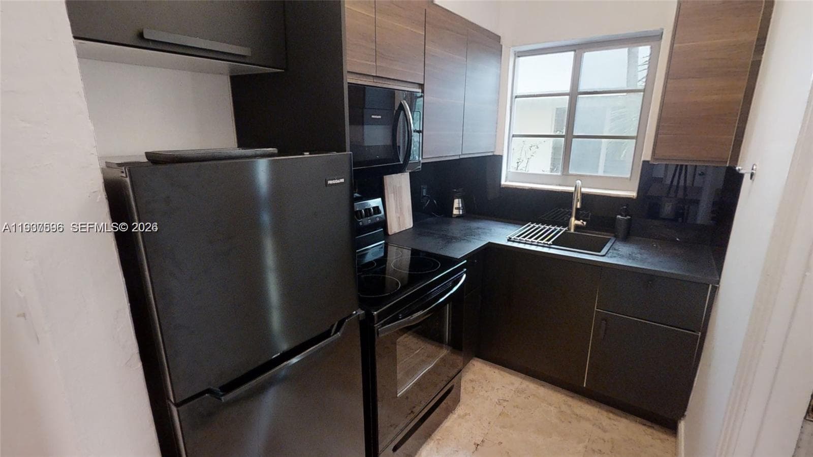 MERIDIAN PARK CONDO · #101 in Miami Beach - Photo 8