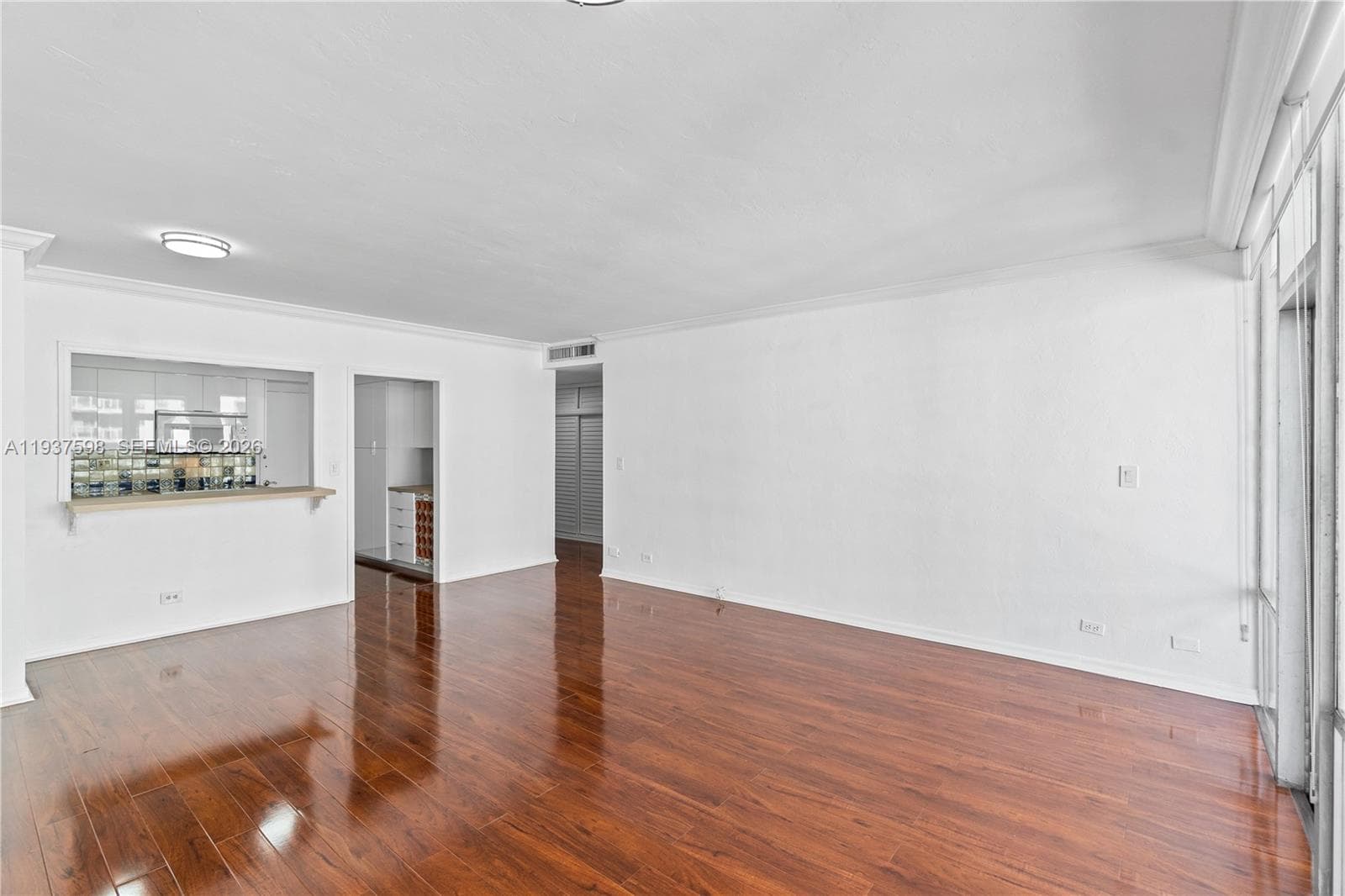 BRICKELL BAY TOWER CONDO · #1114 in Miami - Photo 8