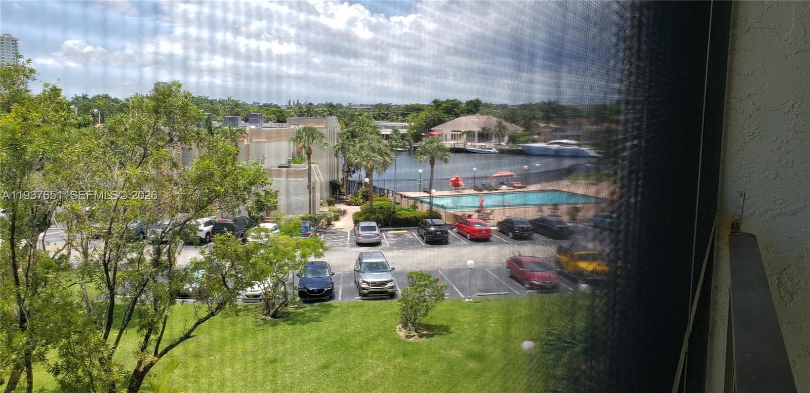 DE SOTO PARK SOUTH · #406 in Hallandale Beach - Photo 11