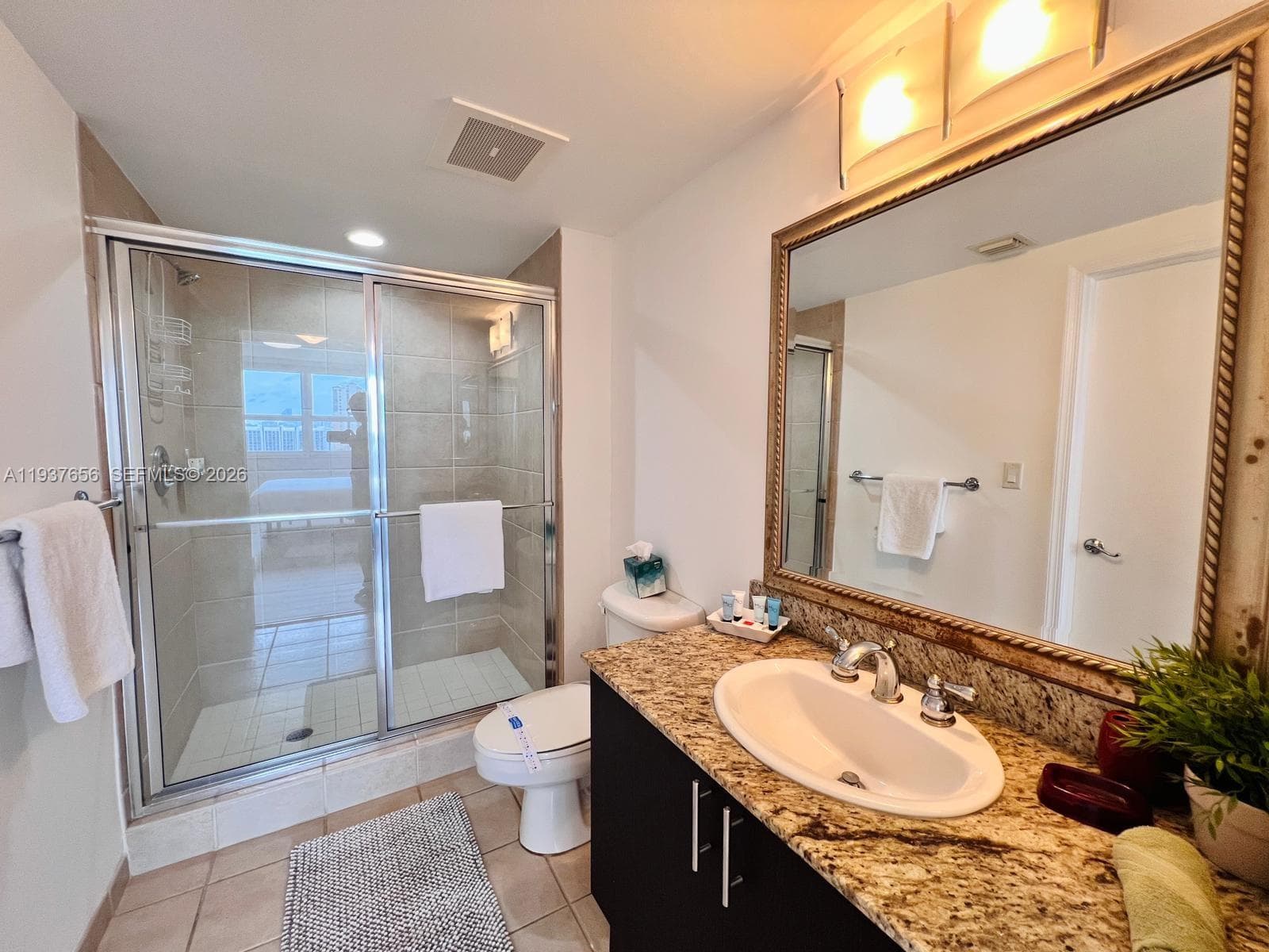 TURNBERRY ON THE GREEN CO · #1408 in Aventura - Photo 12