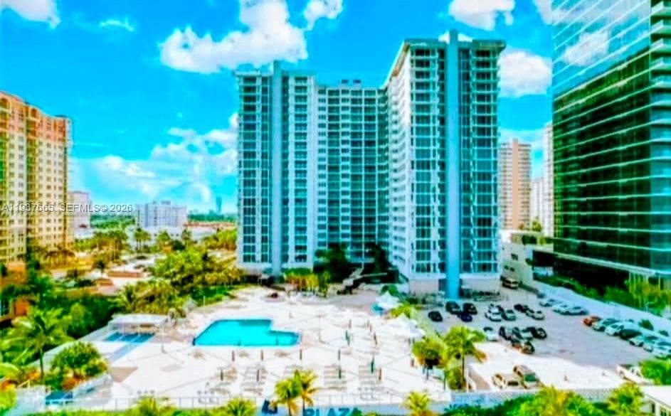 Full sunny resort style oceanfront pooldeck and beachfront location