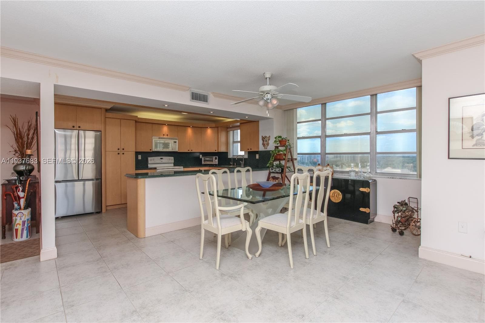 COMMODORE PLAZA CONDO · #901 in Aventura - Photo 11