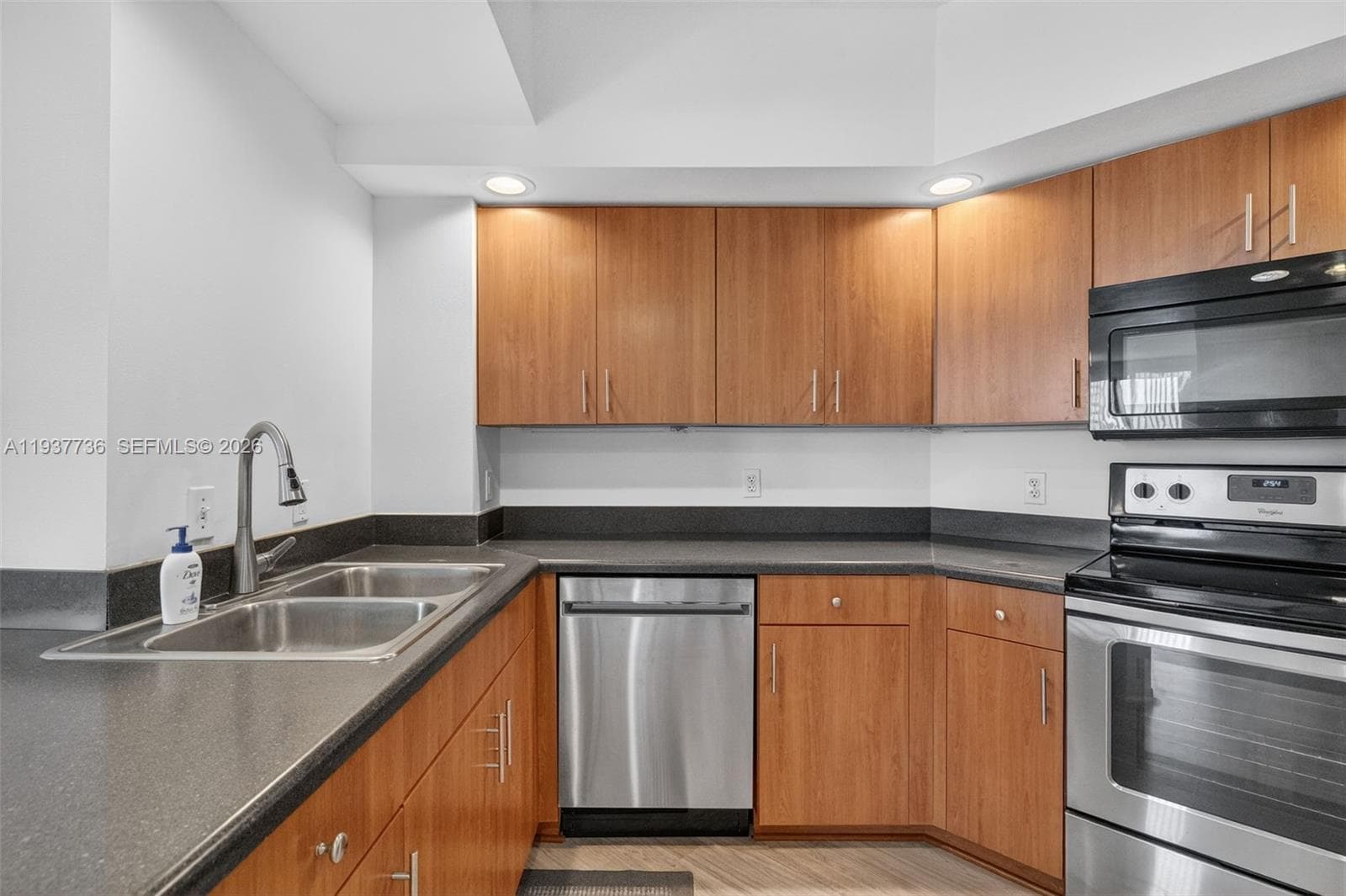Waverly at Las Olas Condo · #643 in Fort Lauderdale - Photo 15