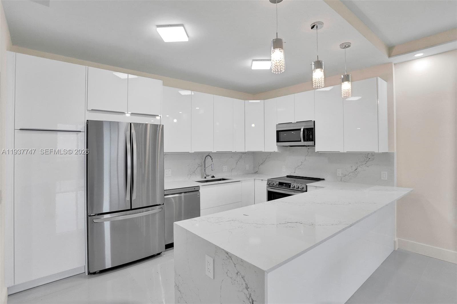 OCEANVIEW BUILDING B COND · #PH-18 in Sunny Isles Beach - Photo 11