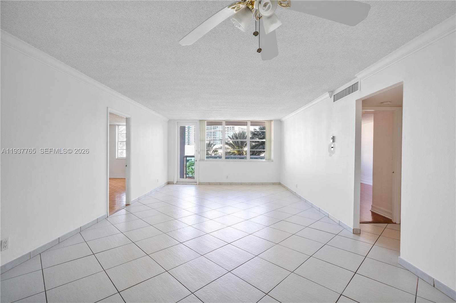 AQUASOL CONDO · #4P in Miami Beach - Photo 1