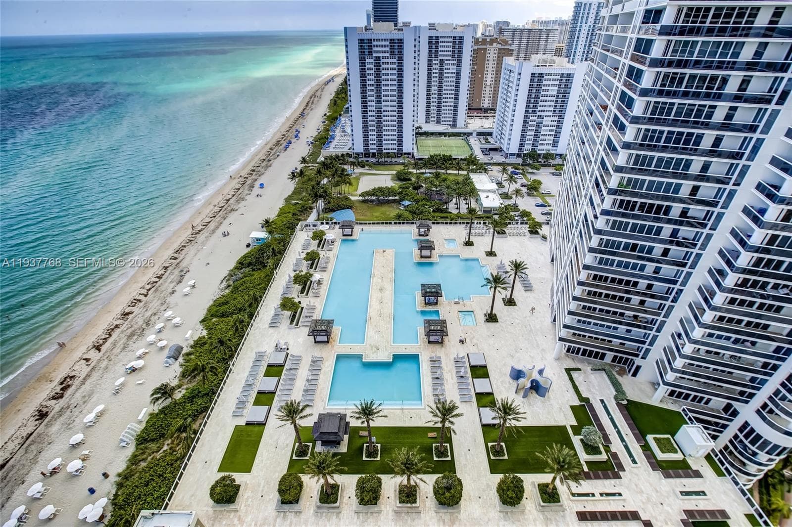 BEACH CLUB TWO CONDO · #2402 in Hallandale Beach - Photo 32
