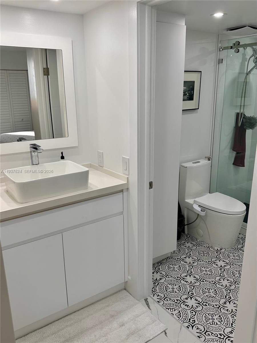 THE ROYAL CLUB CONDO · #408 in Miami Beach - Photo 7
