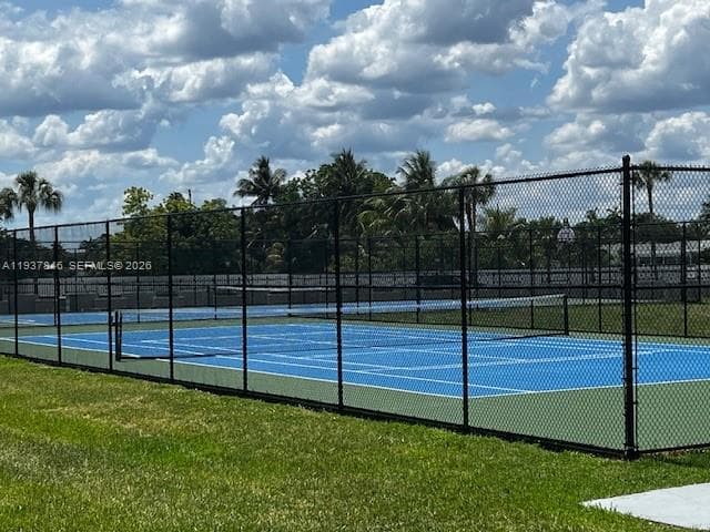 El Conquistador South · #D202 in Miami - Photo 17
