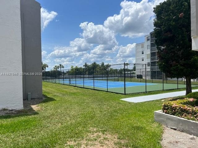 El Conquistador South · #D202 in Miami - Photo 18
