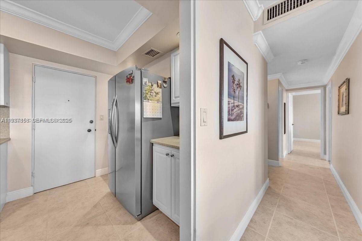 Hollywood Towers Condo · #904 in Hollywood - Photo 19