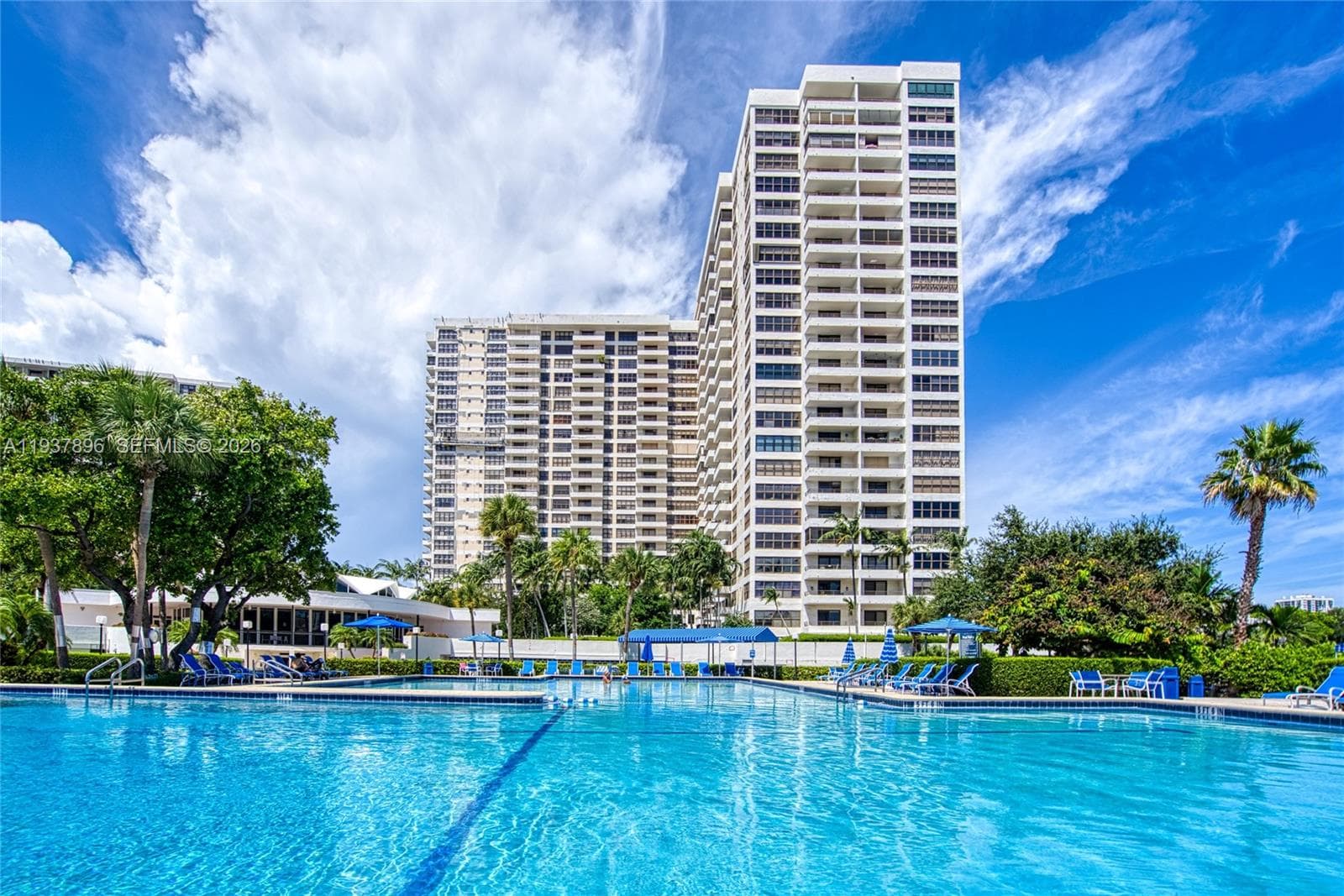 OLYMPUS CONDO · #911 in Hallandale Beach - Photo 38