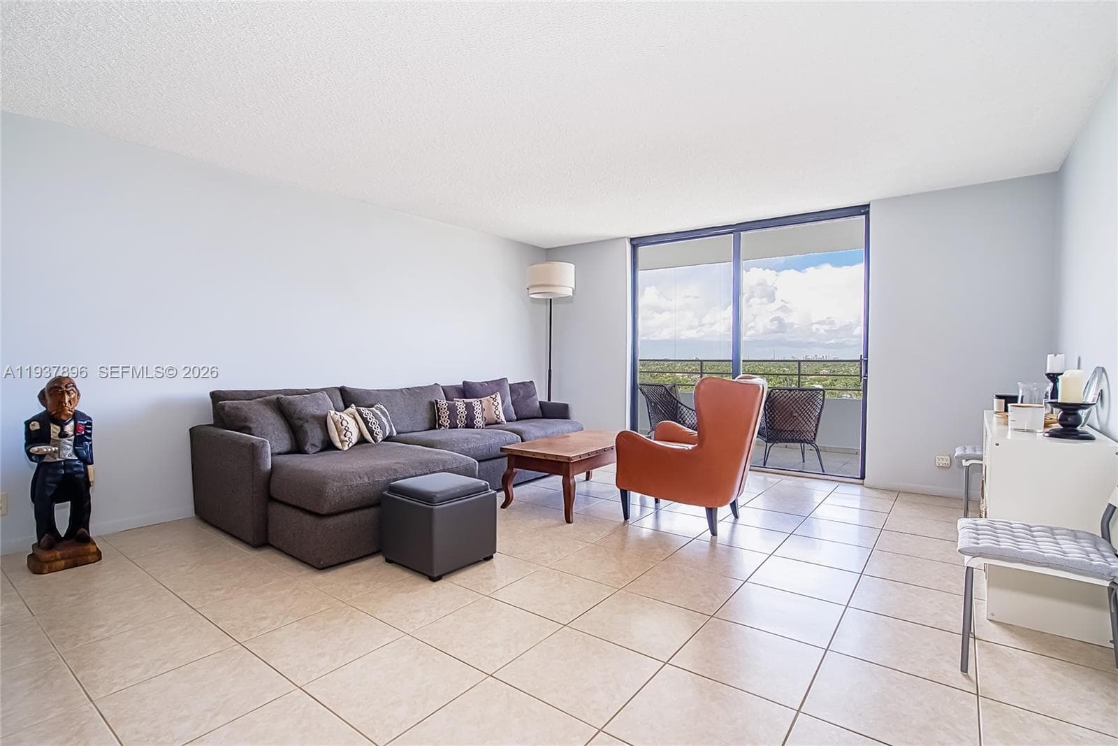 OLYMPUS CONDO · #911 in Hallandale Beach - Photo 14