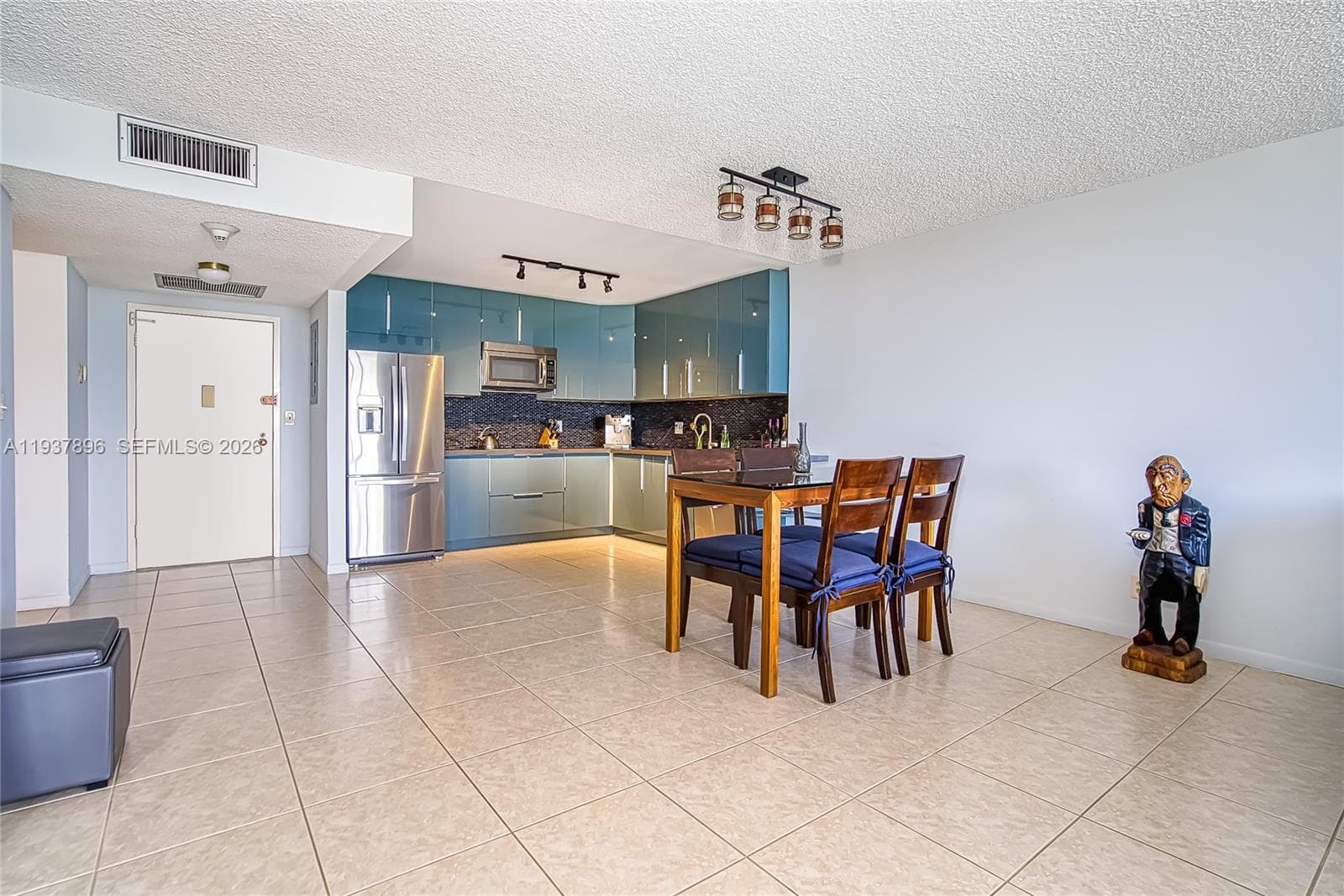 OLYMPUS CONDO · #911 in Hallandale Beach - Photo 18
