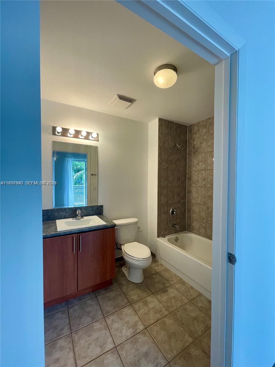 BAYLOFTS CONDO · #407 in Miami - Photo 24
