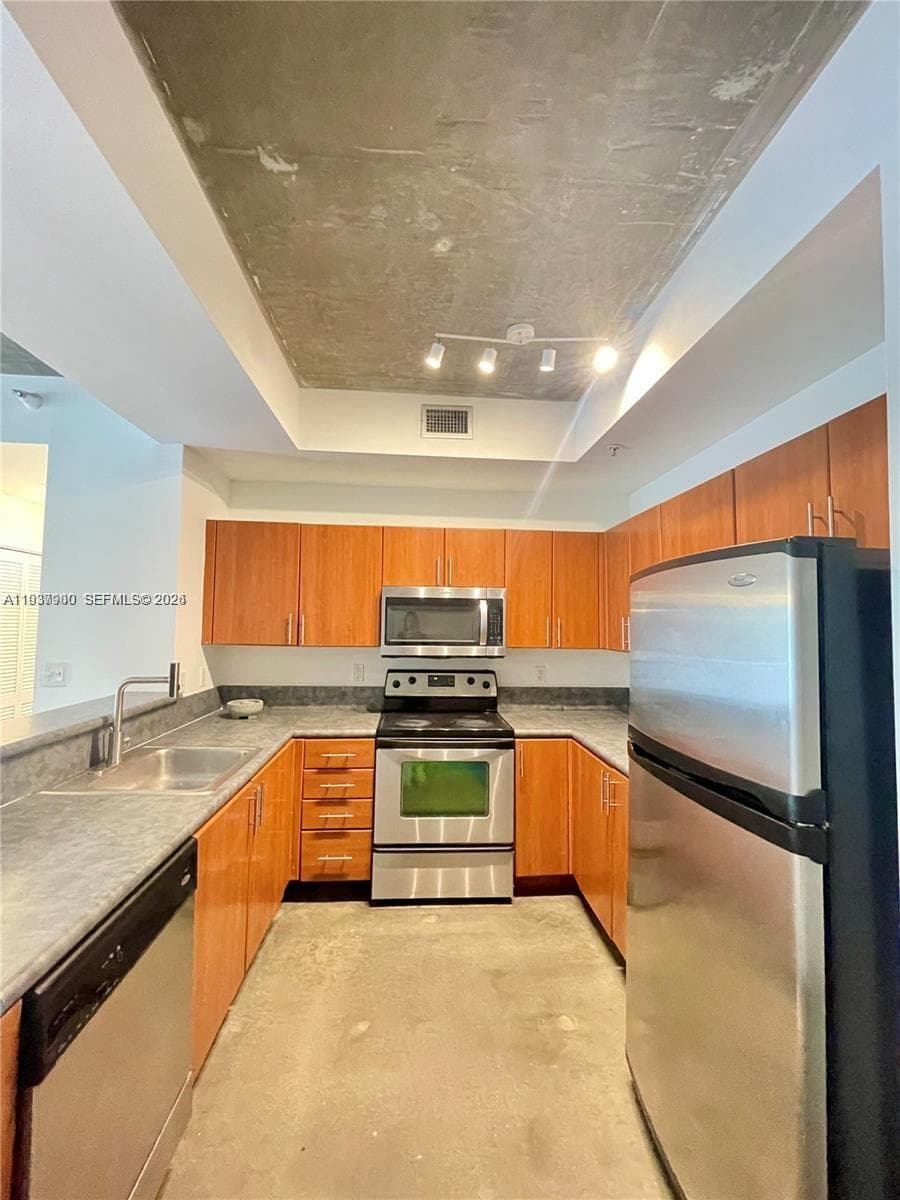 BAYLOFTS CONDO · #407 in Miami - Photo 8