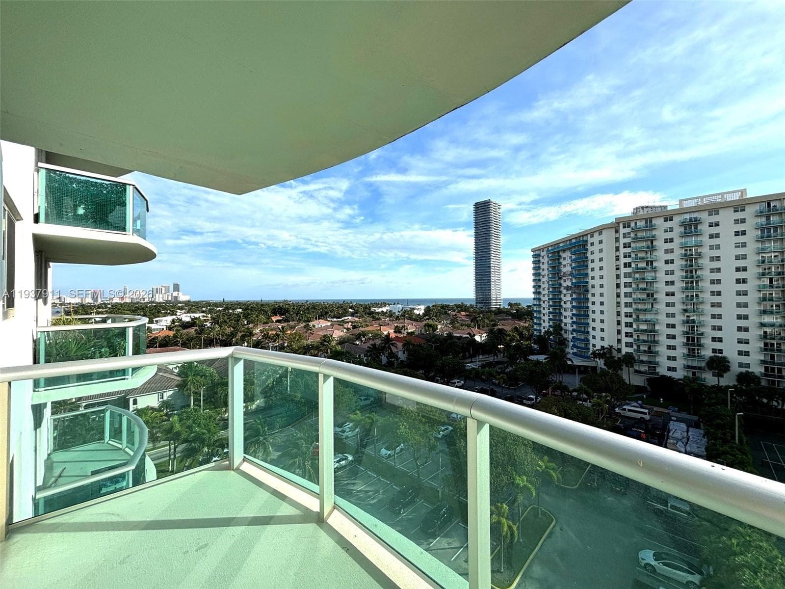 OCEANVIEW BUILDING B COND · #914 in Sunny Isles Beach - Photo 2