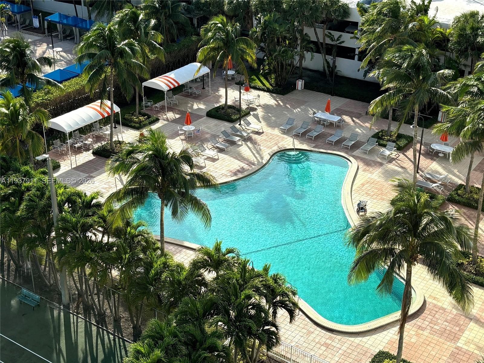 OCEANVIEW BUILDING B COND · #914 in Sunny Isles Beach - Photo 17