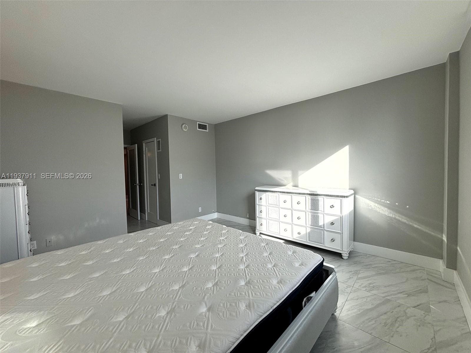 OCEANVIEW BUILDING B COND · #914 in Sunny Isles Beach - Photo 15