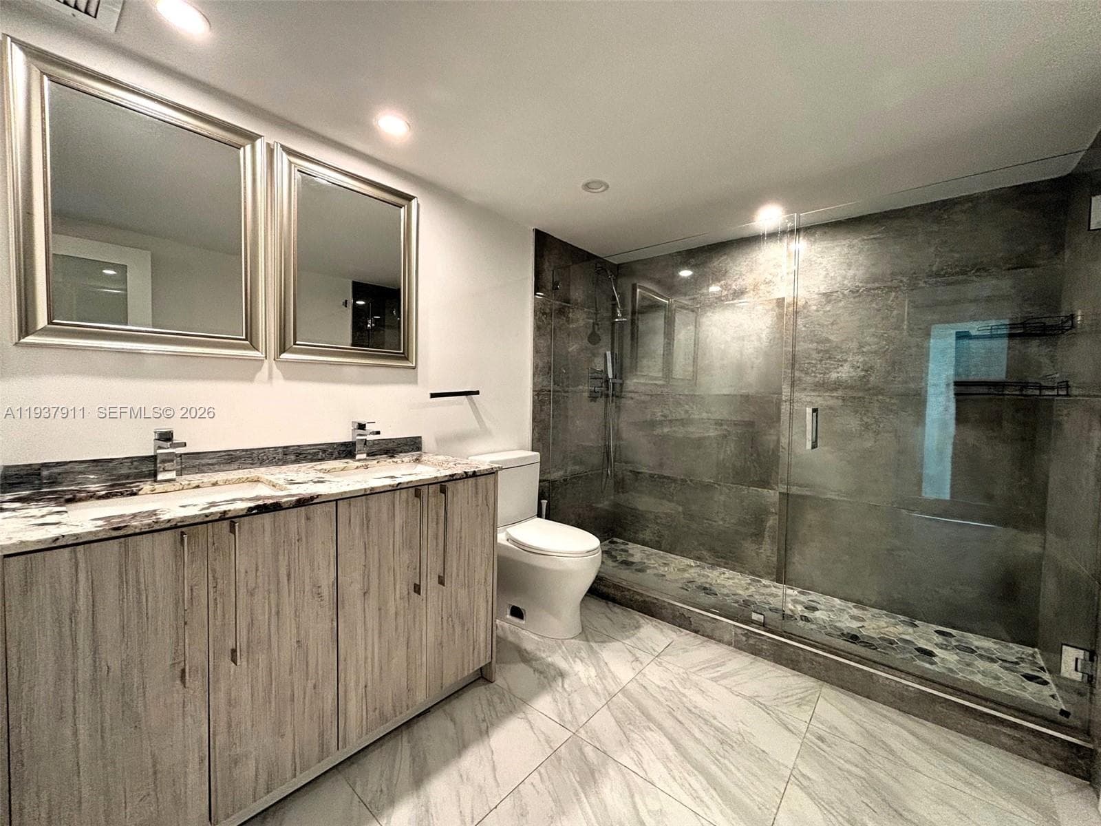 OCEANVIEW BUILDING B COND · #914 in Sunny Isles Beach - Photo 11