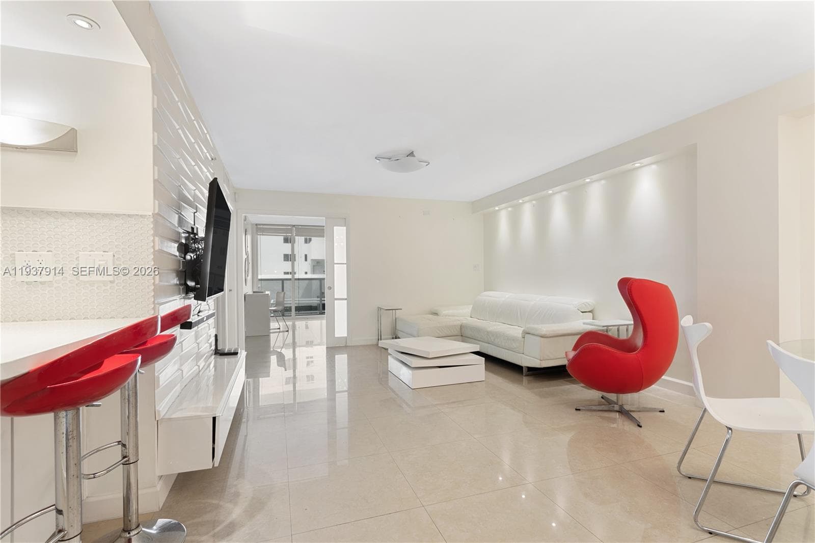 THE RIVIERA CONDO · #1110 in Miami Beach - Photo 3