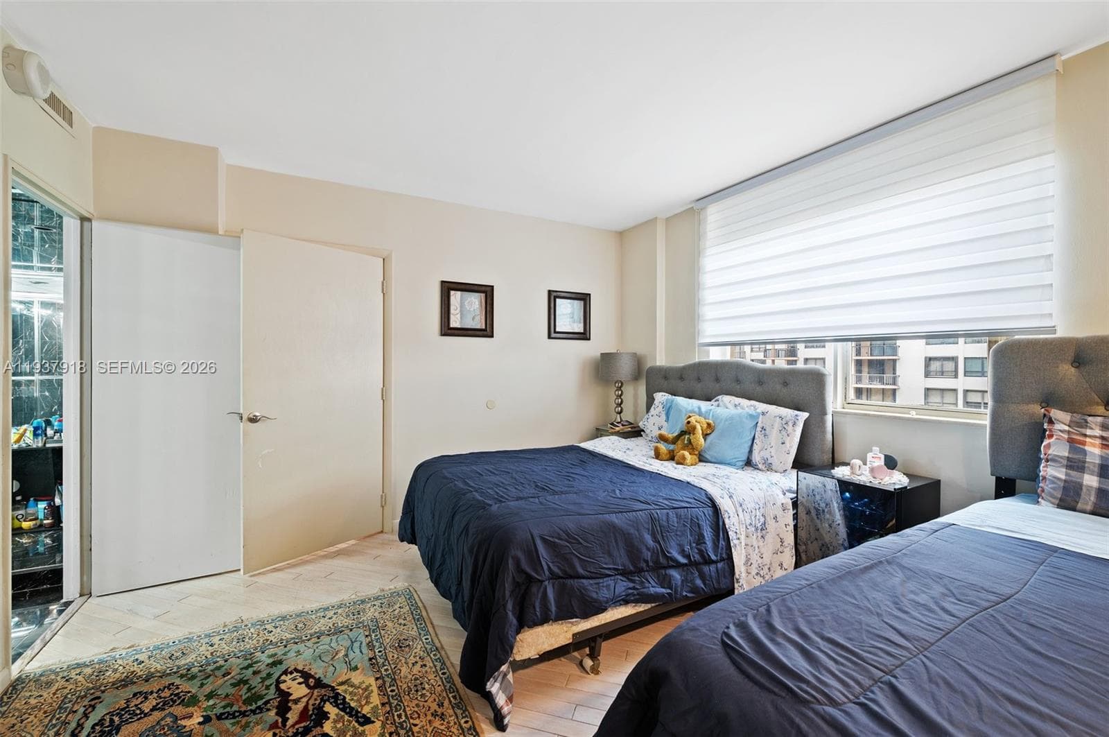 Plaza of bal Harbour · #1211 in Bal Harbour - Photo 20