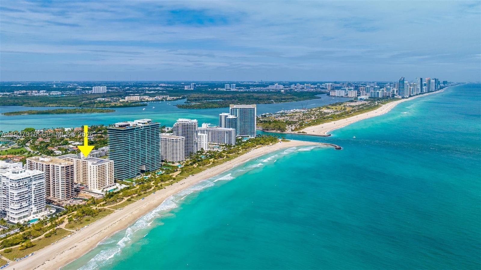 Plaza of bal Harbour · #1211 in Bal Harbour - Photo 25