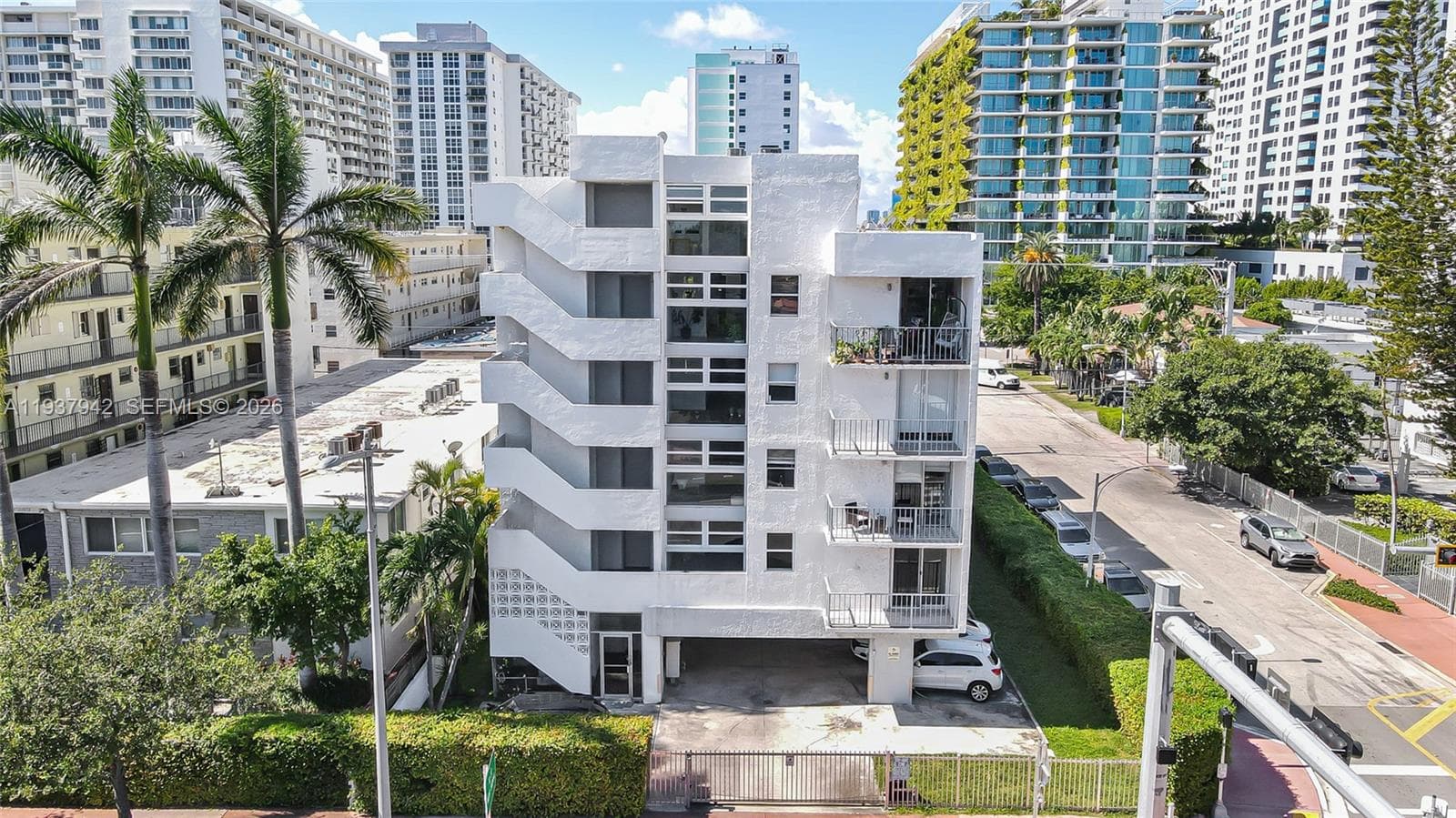 FLAMINGO TOWERS CONDO · #3A in Miami Beach - Photo 2