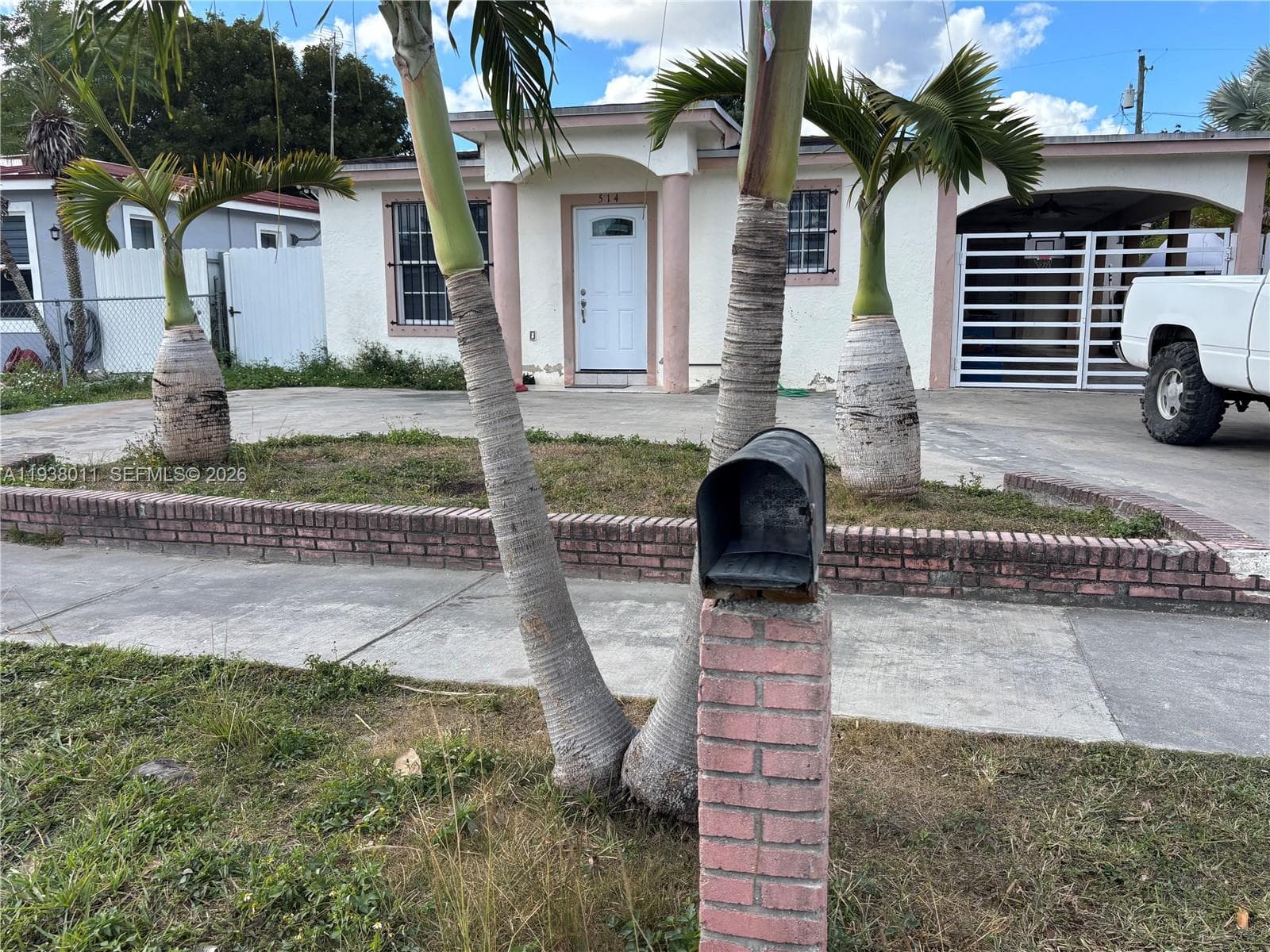514 NW 7th Ave photo 1