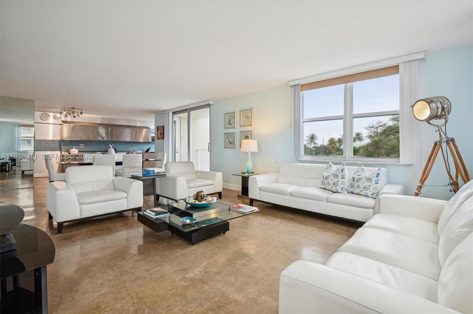 STRATFORD TOWERS CONDO · #306 in Hollywood - Photo 3