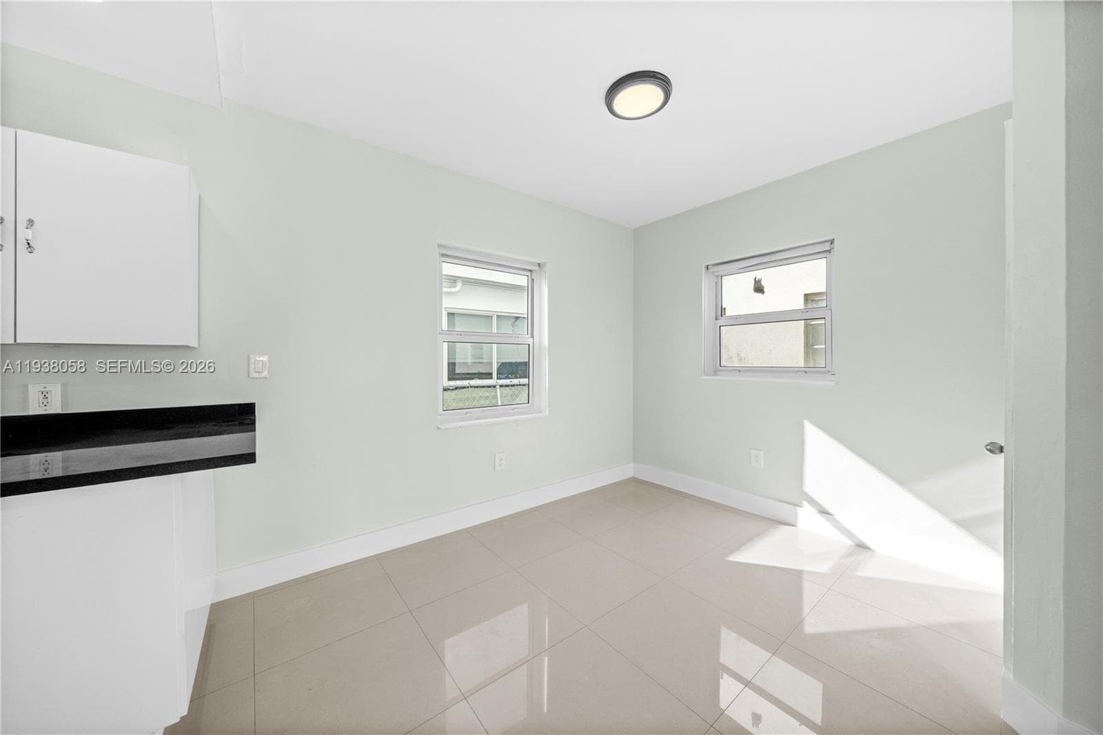MARSEILLES CONDO · #21 in Miami Beach - Photo 8